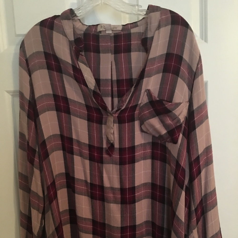 Plaid women’s shirt